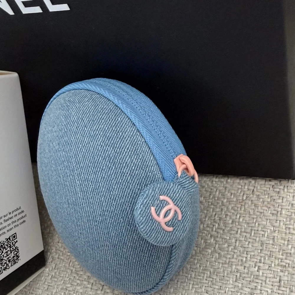 New Chanel Denim La Crème Main 2026 Limited Edition - Picture 4 of 5